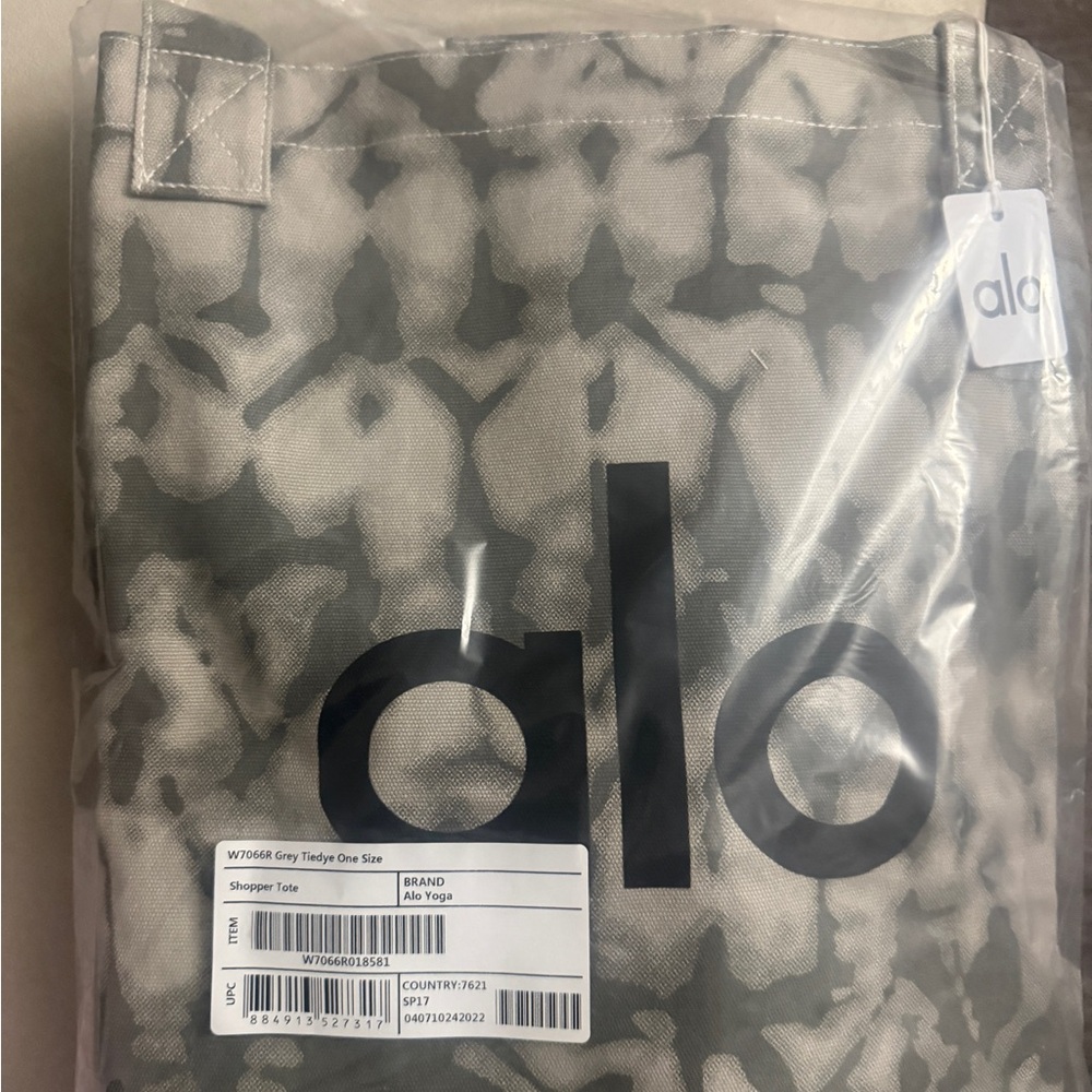 ALO Yoga Gray Tie-Dye Canvas Tote with Logo